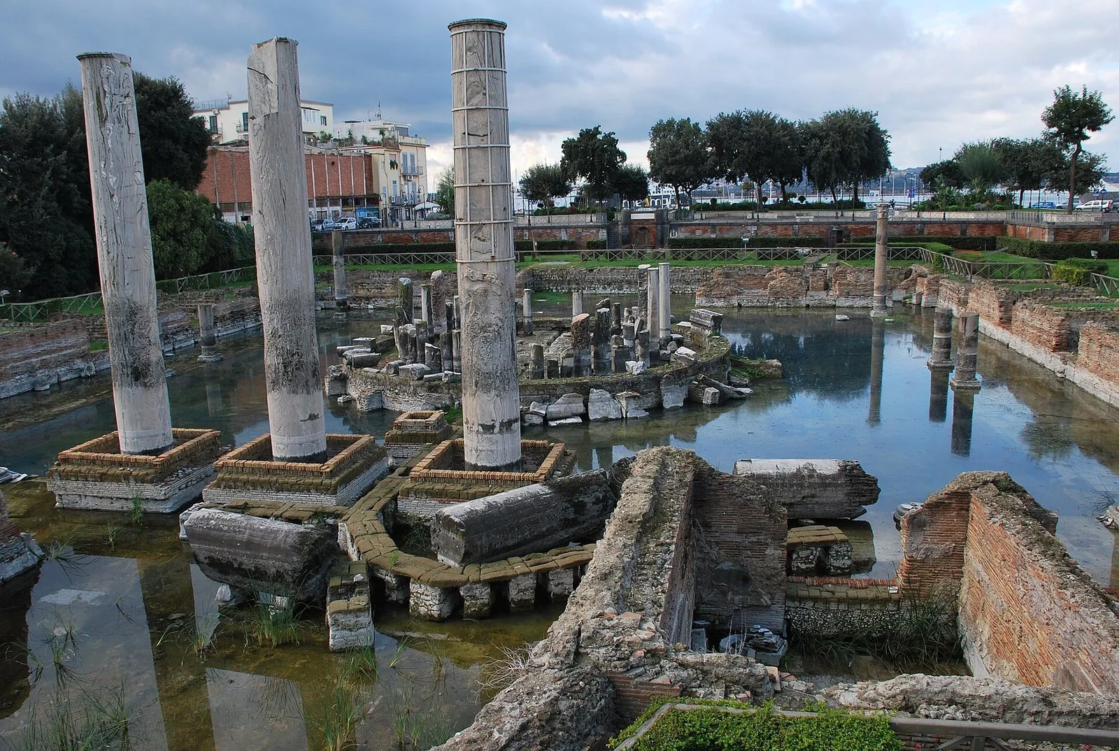 Il Macellum di Pozzuoli, detto Tempio di Serapide