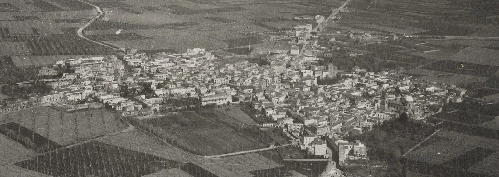 Casoria vista dall'alto in una fotografia d'epoca